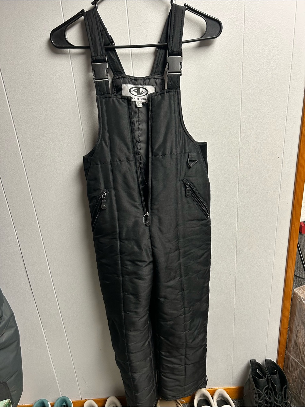 Kids Black Insulated Bib Snow Pants 10/12 Medium athletic Works